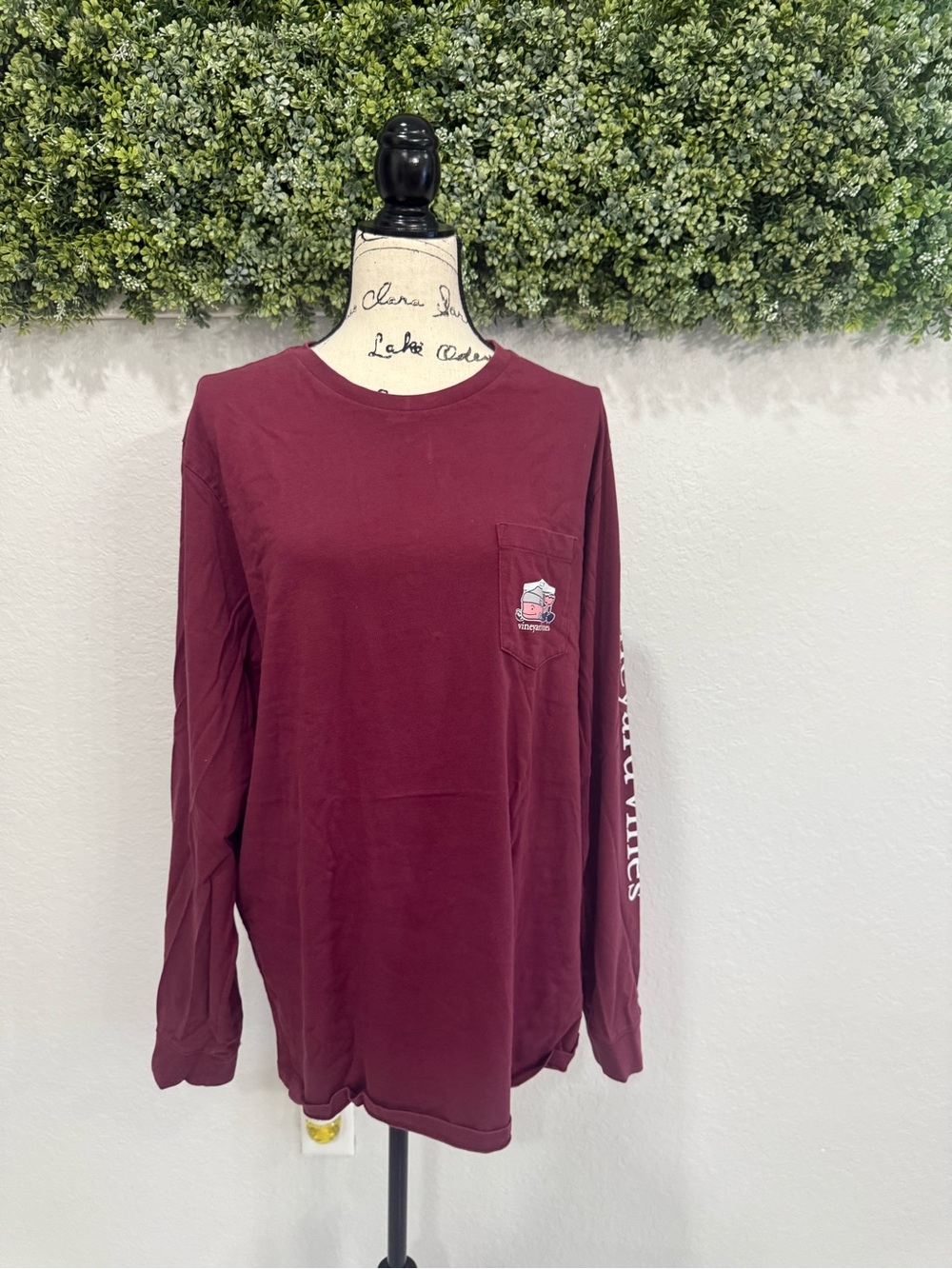 Vineyard Vines Men’s Burgundy Long Sleeve Logo Pocket Tee Size L